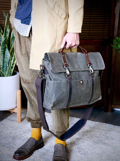 Bag - Camel Classical Cambridge Messenger